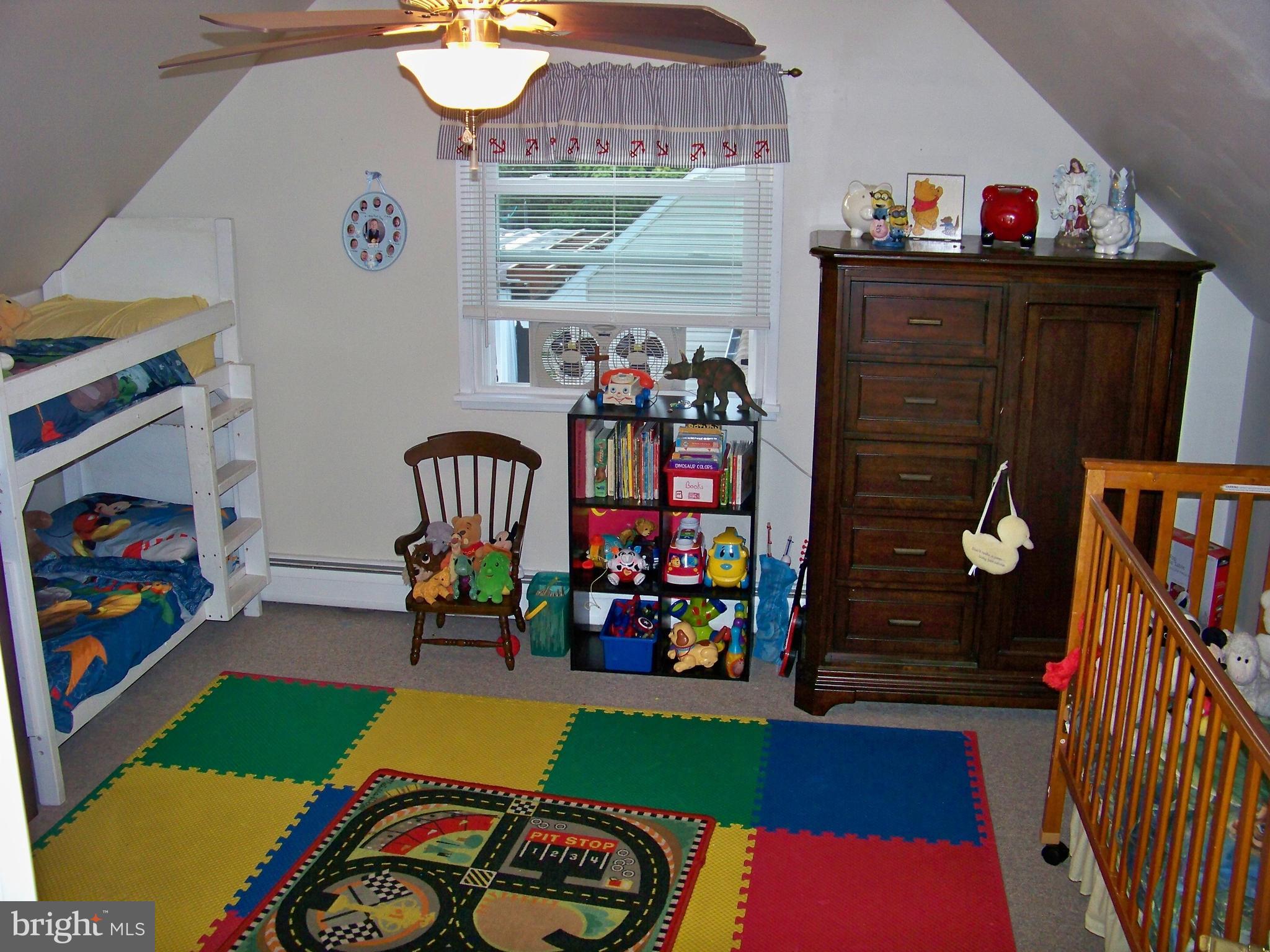 25 Granite Road Levittown, PA 19057 - Photo 17 of 29 Little ones currently share this bedtime space