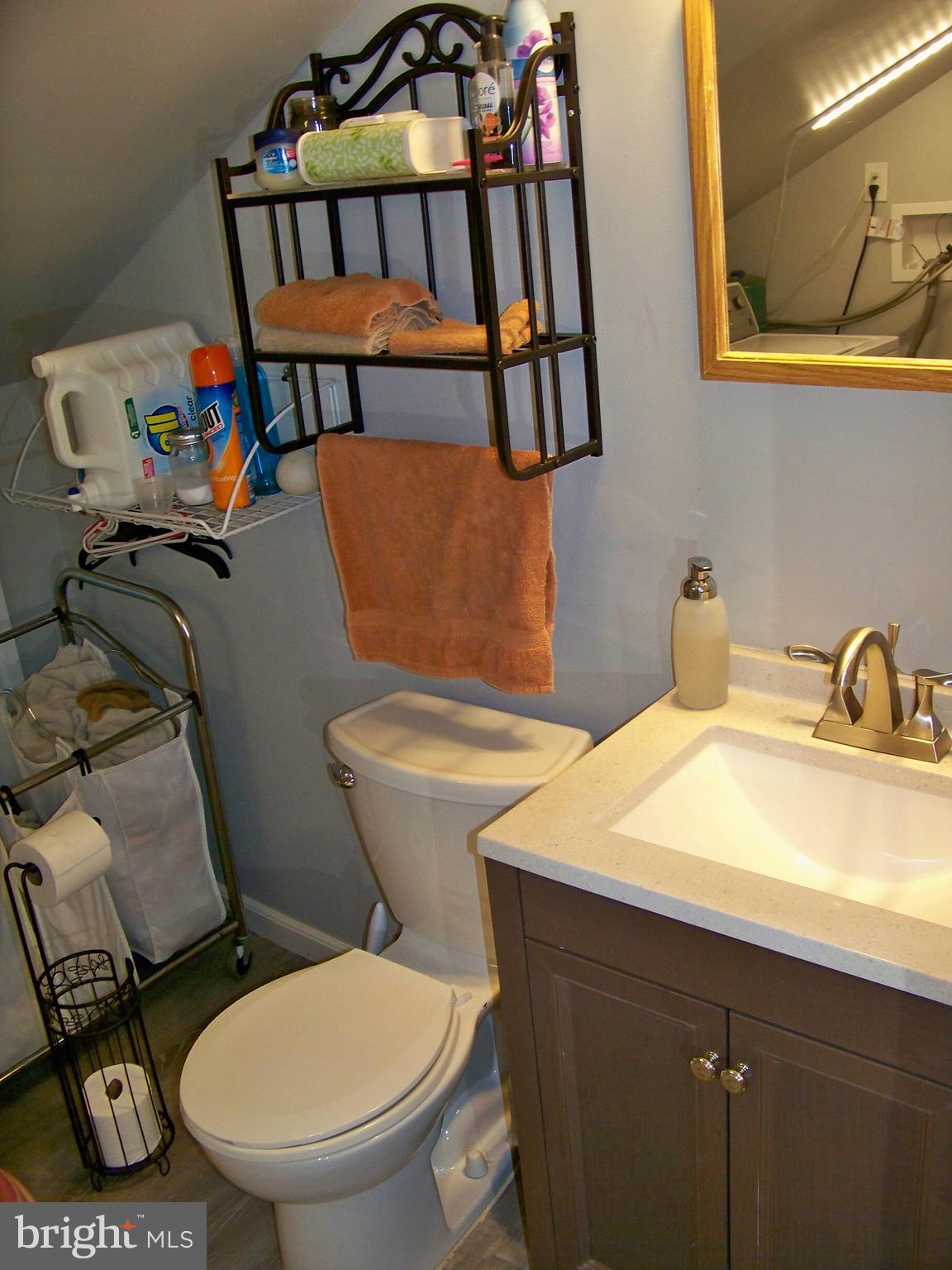 25 Granite Road Levittown, PA 19057 - Photo 22 of 29 With Newer Fixtures here as well