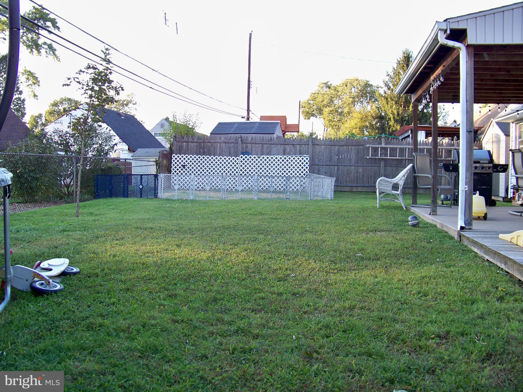 25 Granite Road Levittown, PA 19057 - Photo 25 of 29 Fenced-in Yard allows for free roaming space