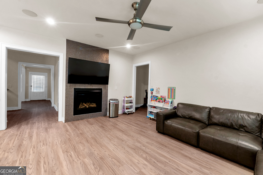1099 Hibiscus Way Southwest Mableton, GA 30126 - Photo 6 of 11
