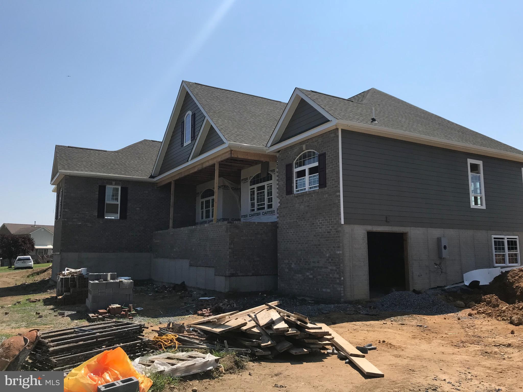 Exterior (Front) Actual 7-16-18 Pic