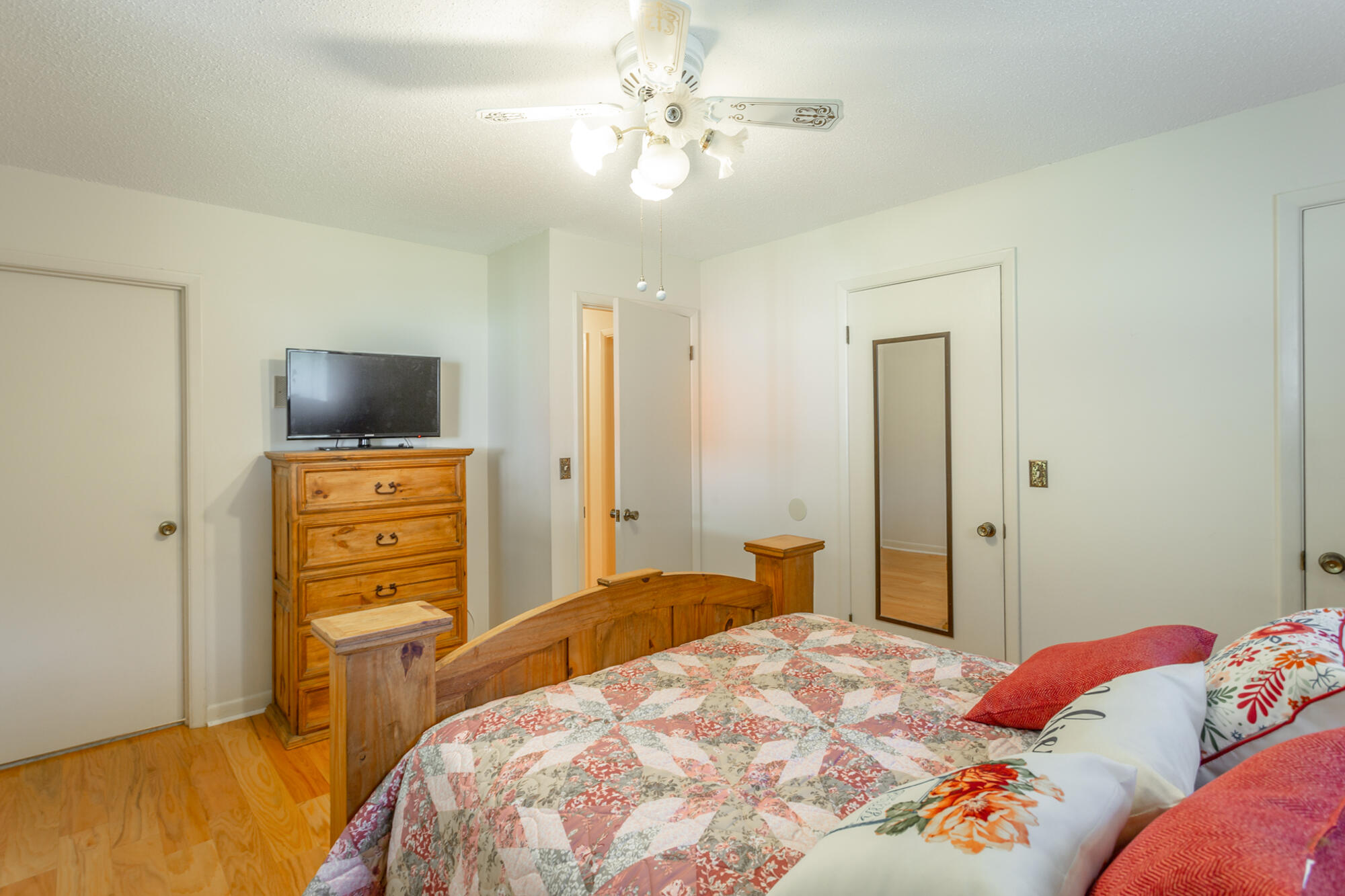 915 Donaldson Road Chattanooga, TN 37412 - Photo 13 of 37 915 Donaldson Rd. HD-11