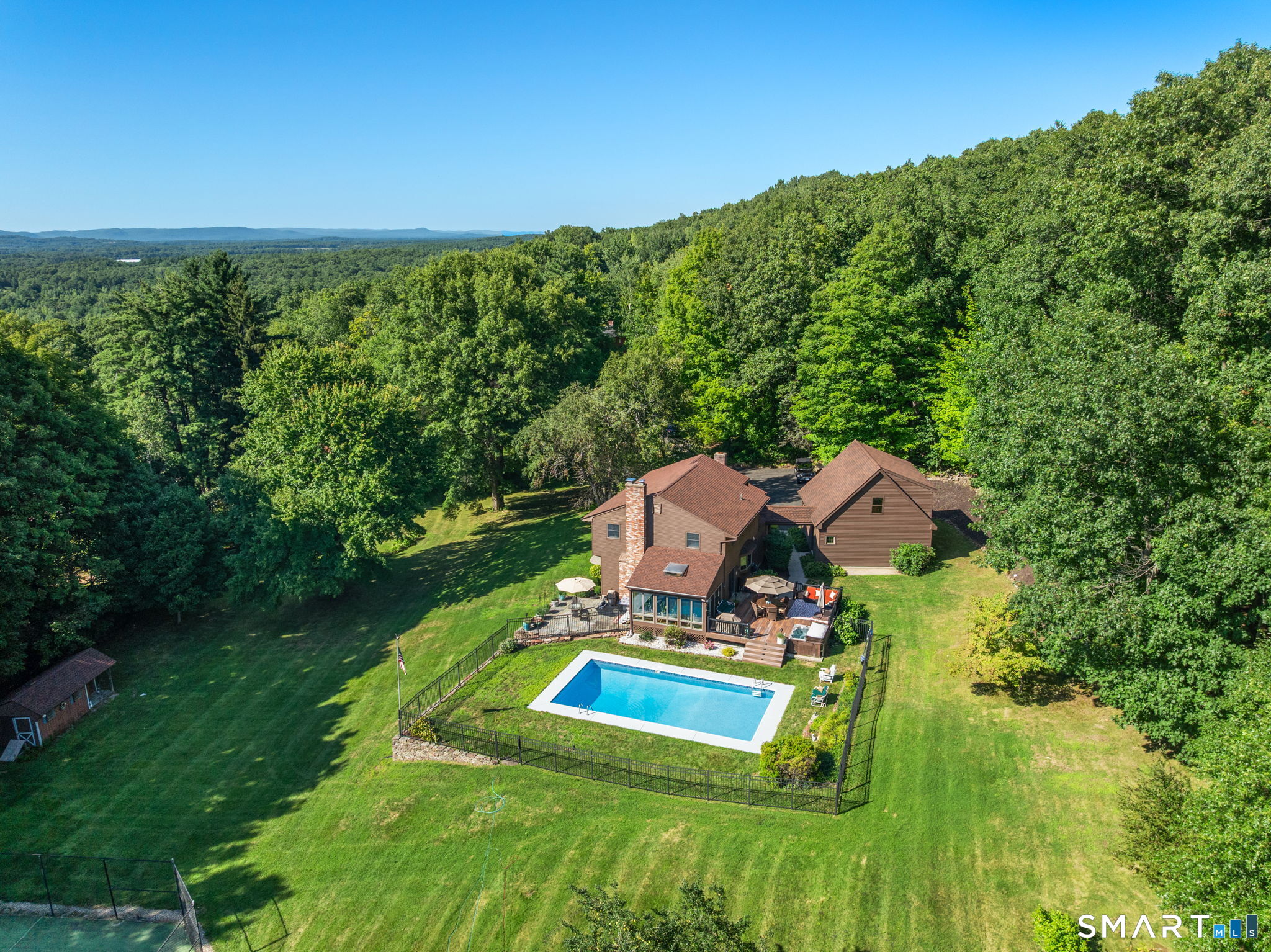3289 Phelps Road Suffield, CT 06093 - Photo 5 of 40 Gallery Image 5