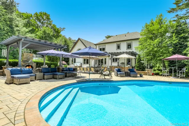a view of outdoor space yard swimming pool and patio