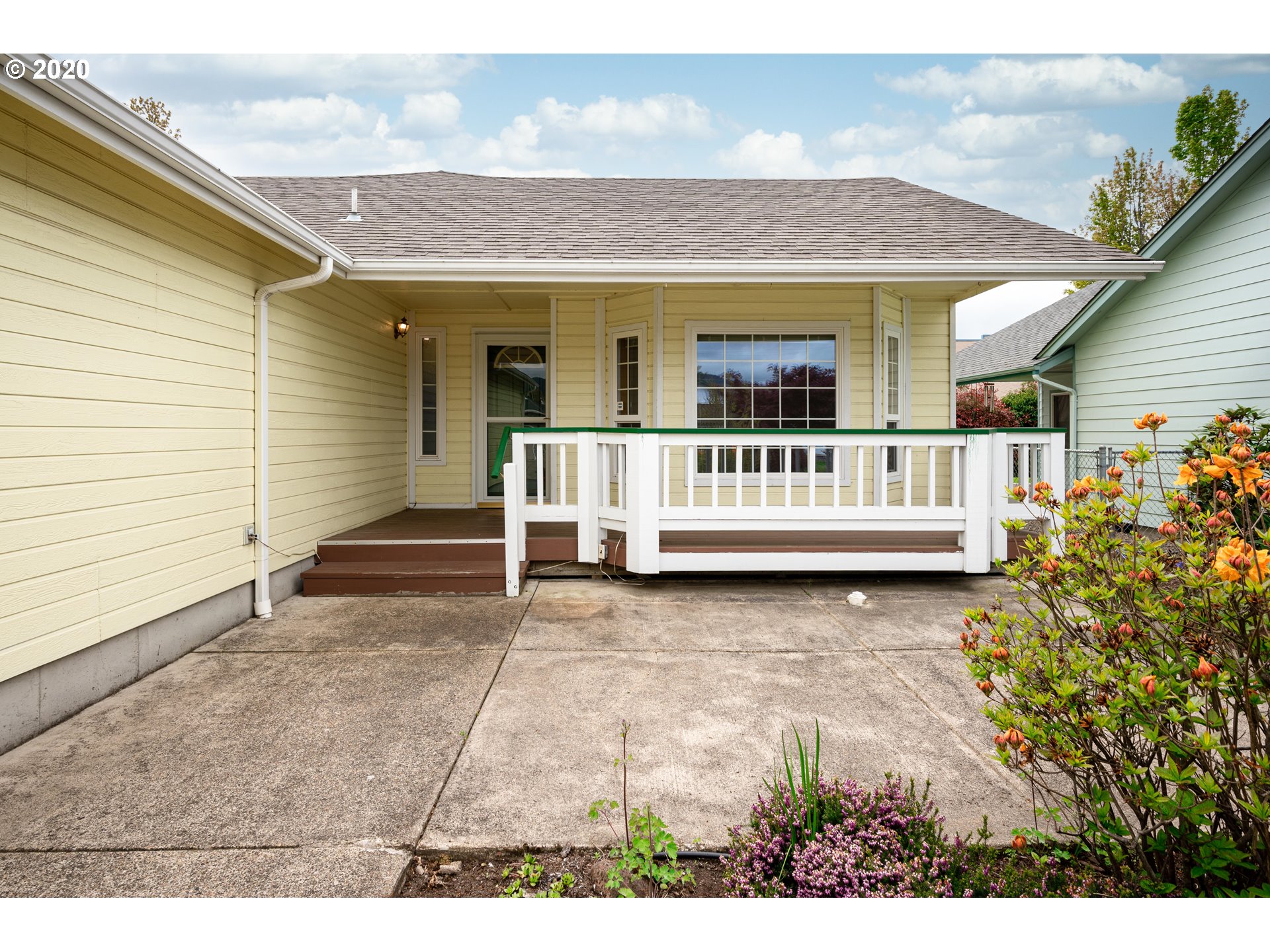 2055 Bonnie Lane Springfield, OR 97477 - Photo 12 of 15 Gallery Image 12
