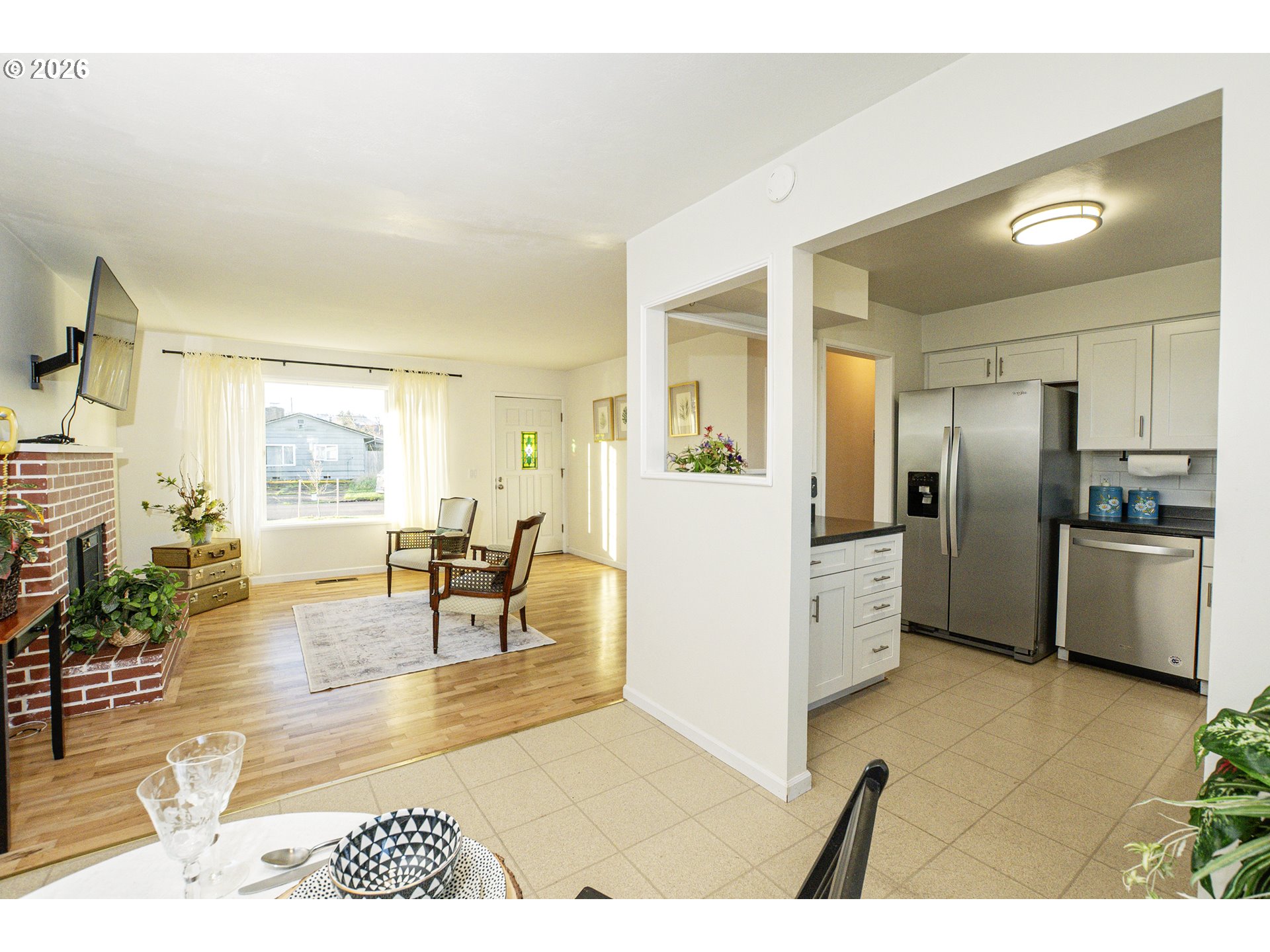 1168 Pleasant Street Springfield, OR 97477 - Photo 7 of 27