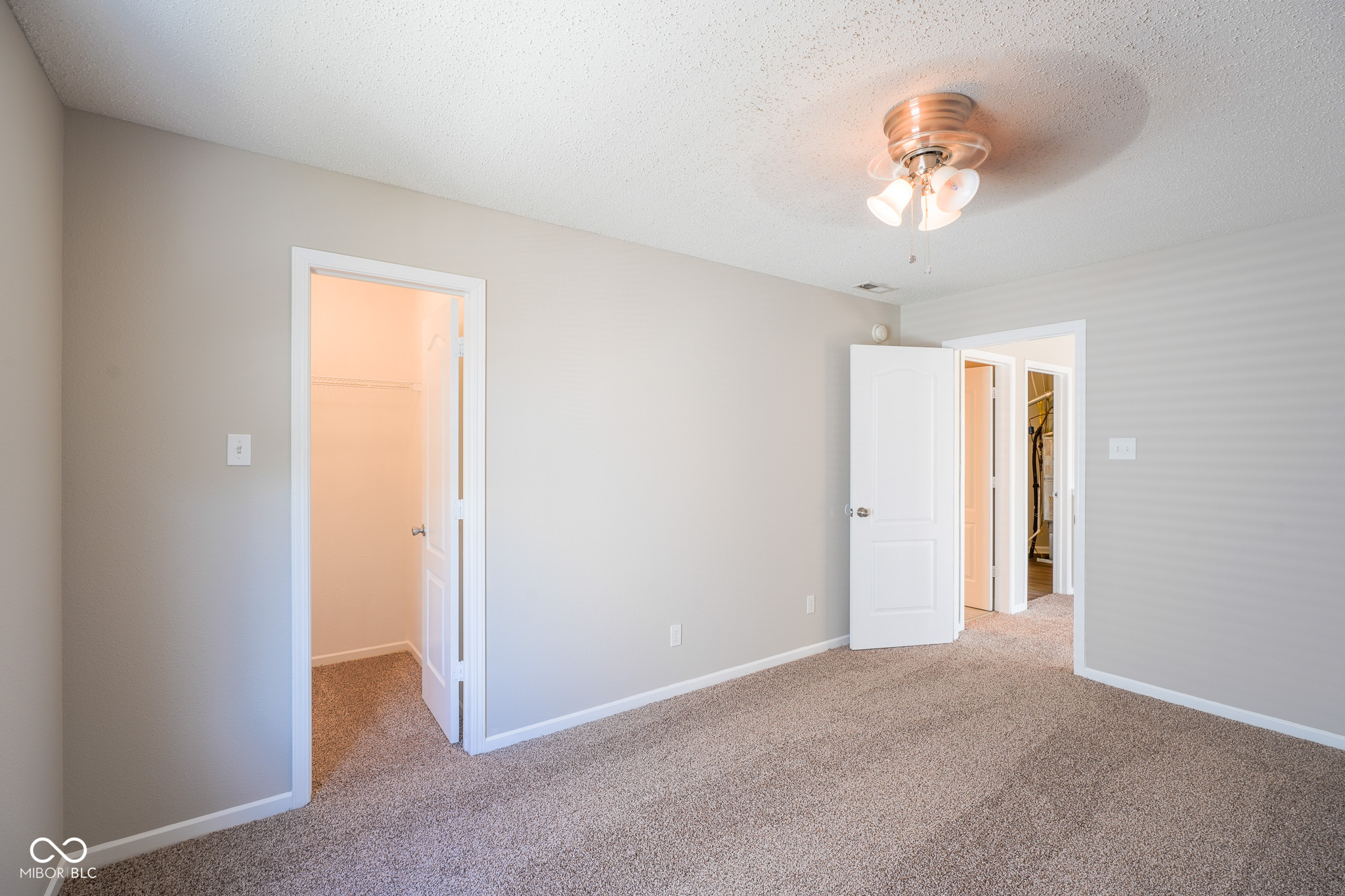 12548 Courage Crossing Fishers, IN 46037 - Photo 27 of 35