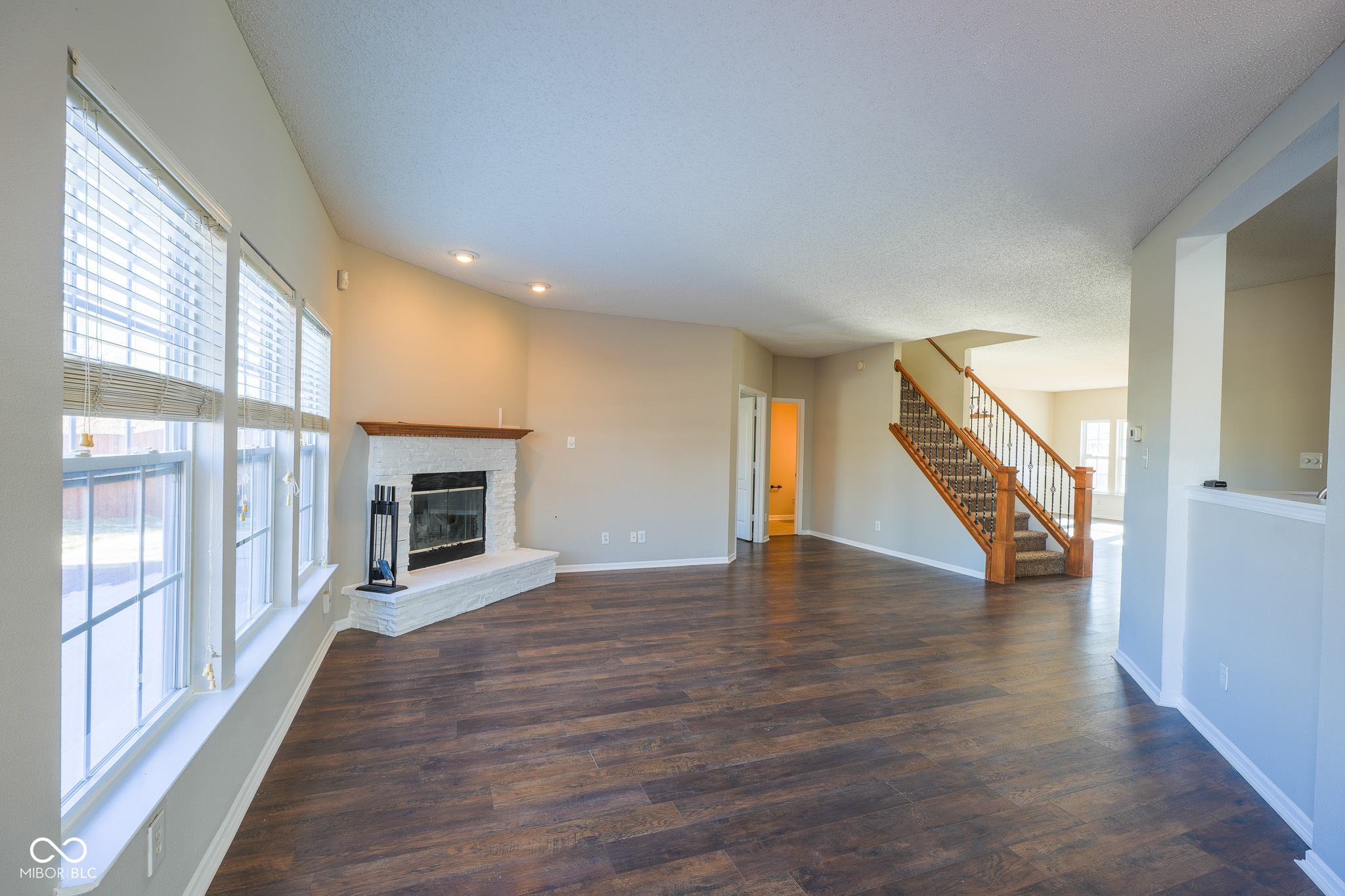 12548 Courage Crossing Fishers, IN 46037 - Photo 7 of 35