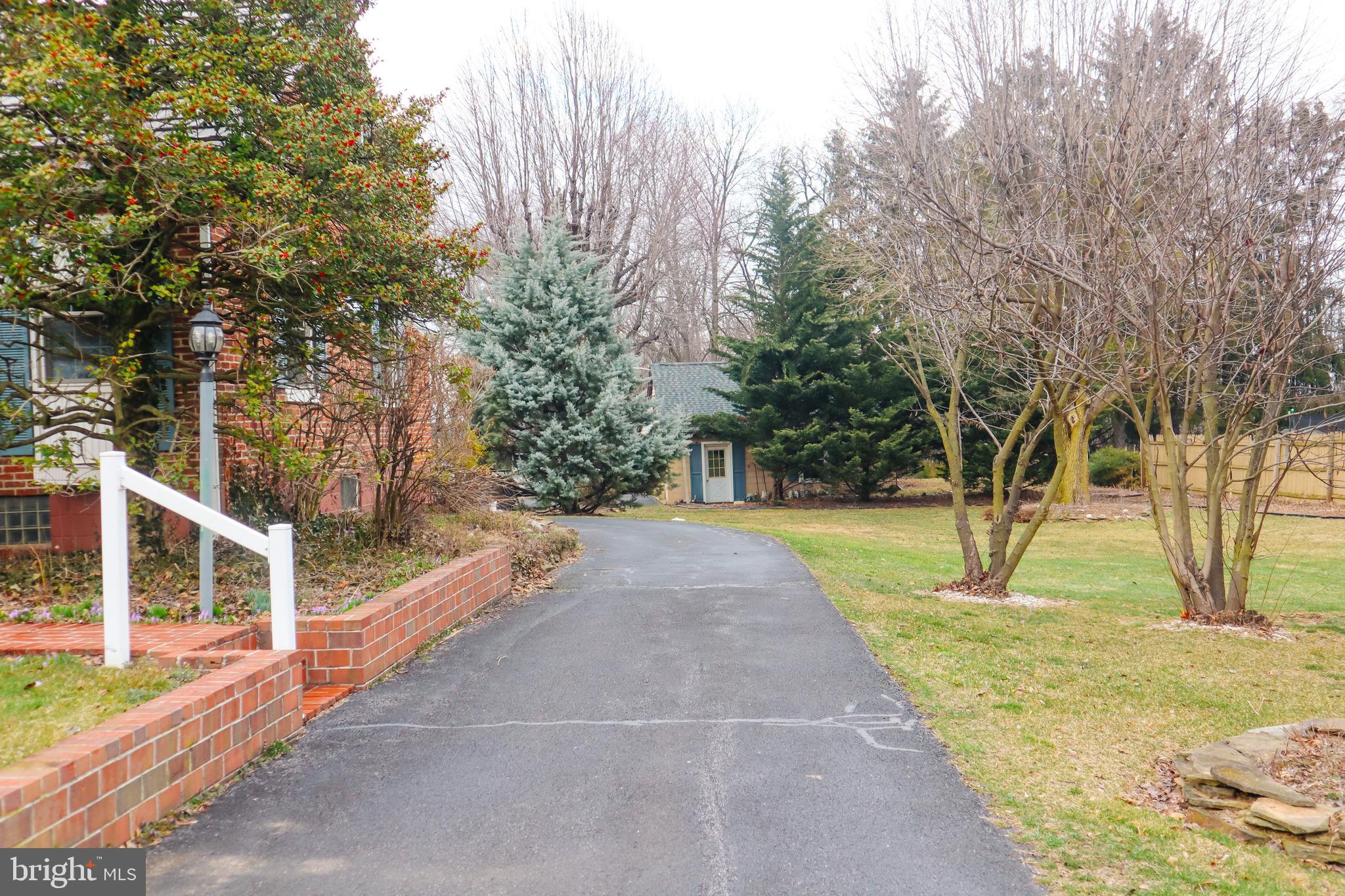 491 Roxbury Road Shippensburg, PA 17257 - Photo 4 of 26 Gallery Image 4