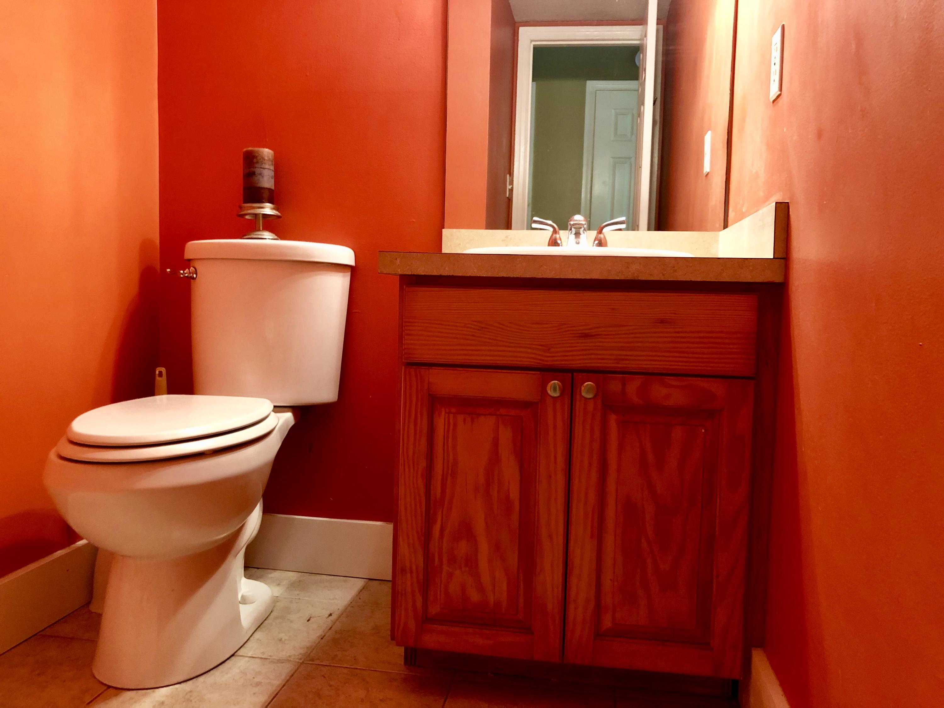 294 Fleming Road, Unit A Charleston, SC 29412 - Photo 11 of 14 Downstairs 1/2 bath