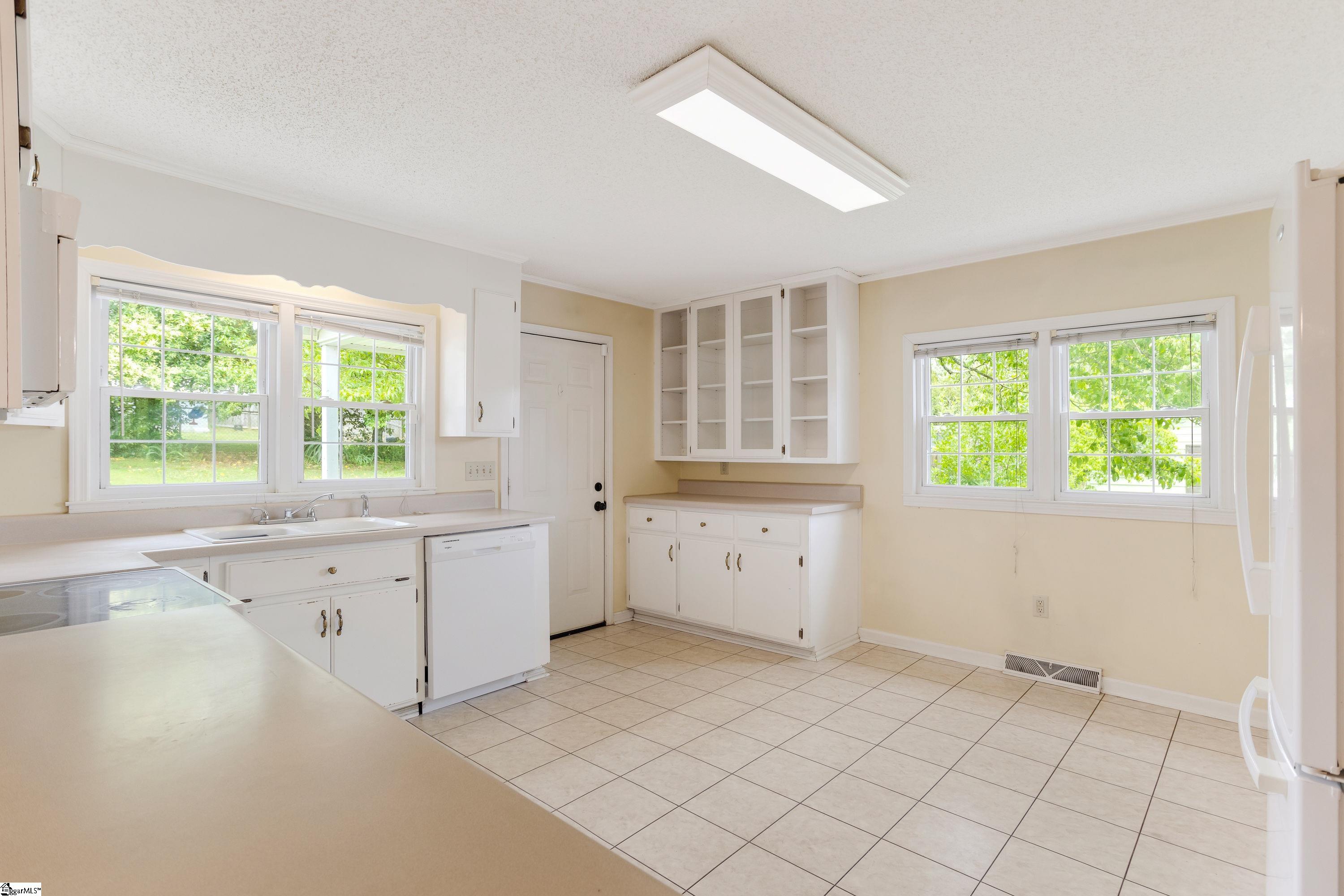 15 Allen Street Pelzer, SC 29669 - Photo 8 of 25 Gallery Image 8