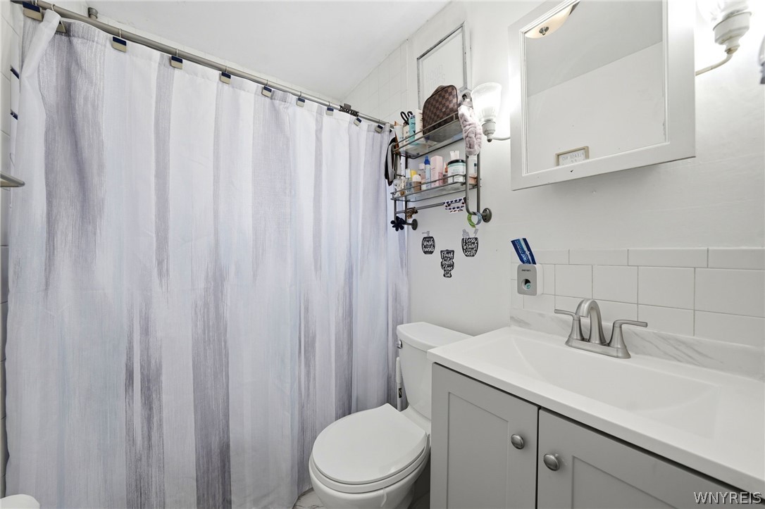214 Rodman Road Lackawanna, NY 14218 - Photo 33 of 50