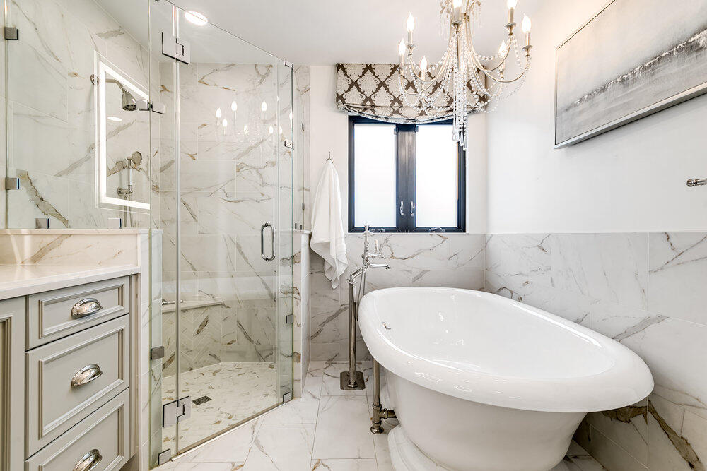 874 Hibiscus Street Boca Raton, FL 33486 - Photo 19 of 35 PRIMARY BATH