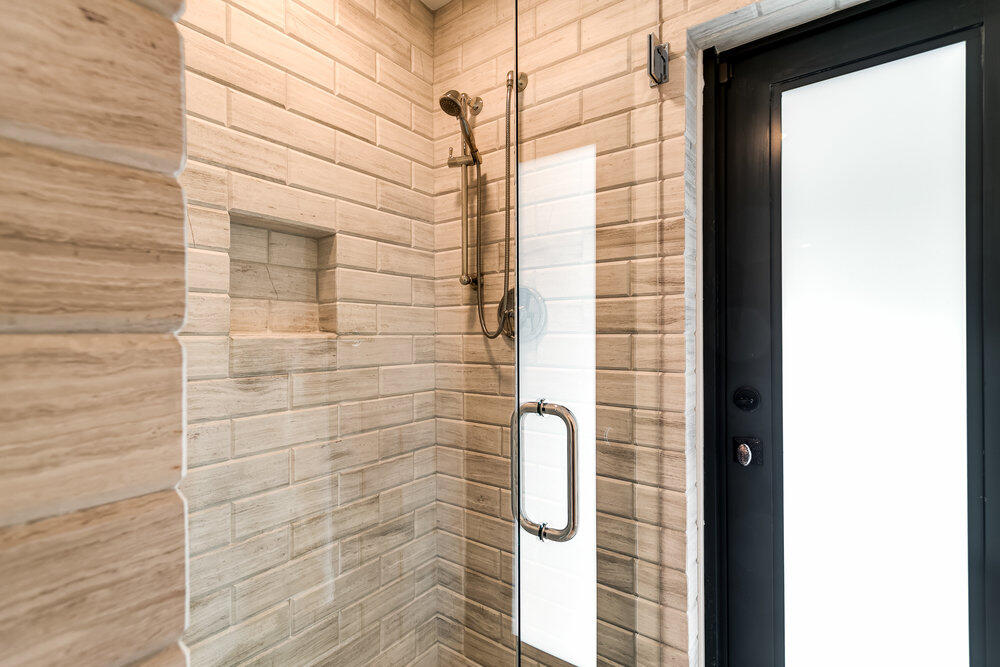 874 Hibiscus Street Boca Raton, FL 33486 - Photo 23 of 35 BATHROOM 2