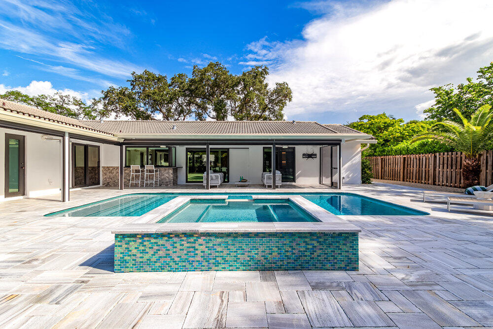 874 Hibiscus Street Boca Raton, FL 33486 - Photo 29 of 35 HOT TUB