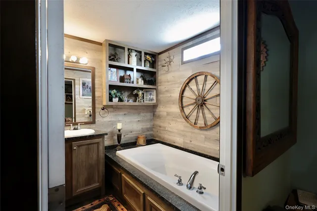 $299,000 | 2332 Houghtaling Hollow Road, East Meredith, NY 13757