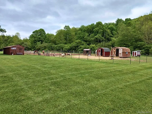 $299,000 | 2332 Houghtaling Hollow Road, East Meredith, NY 13757