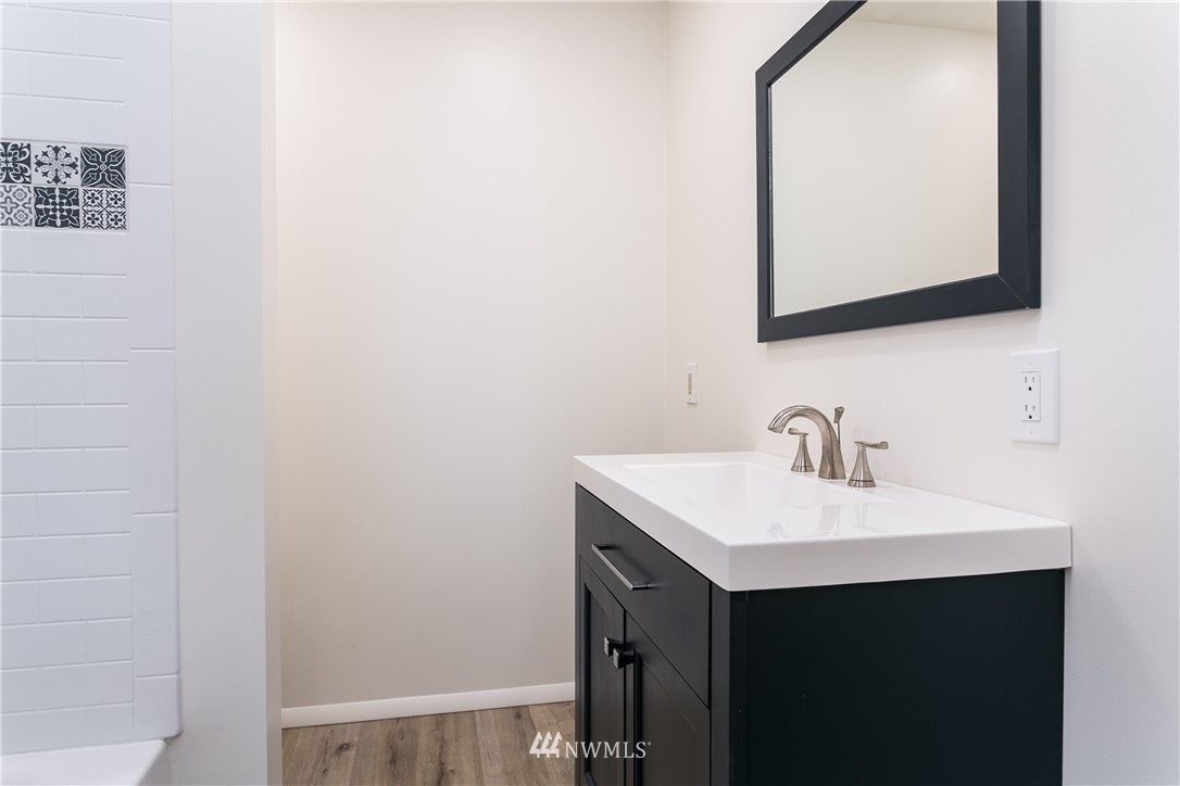 2666 East Smith Road Bellingham, WA 98226 - Photo 21 of 35 Gallery Image 21