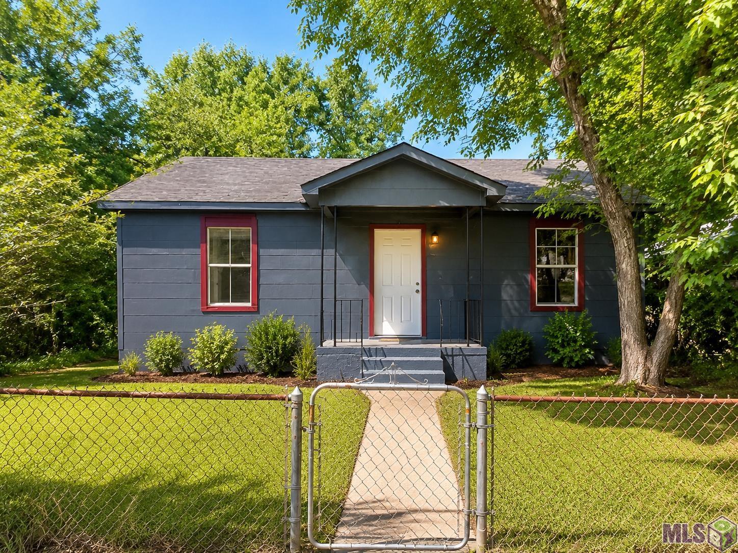 4234 Maple Drive Baton Rouge, LA 70805 - Photo 1 of 21