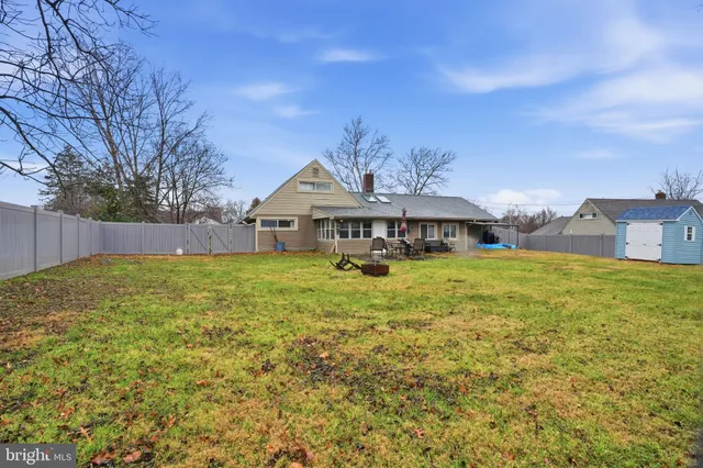 $549,900 | 80 Silverspruce Road, Levittown, PA 19056