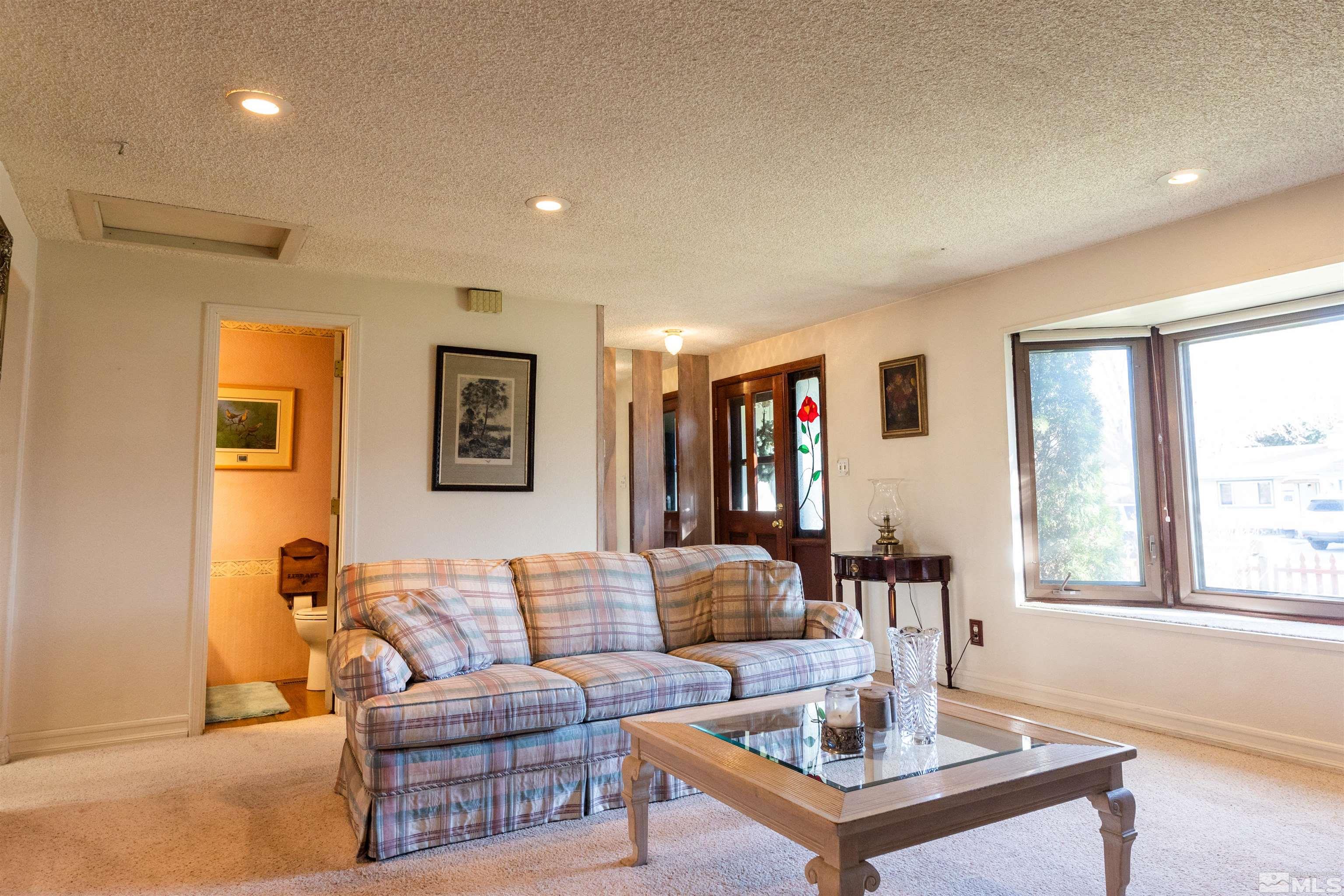 1245 Autumn Reno, NV 89511 - Photo 5 of 32 Photo 5