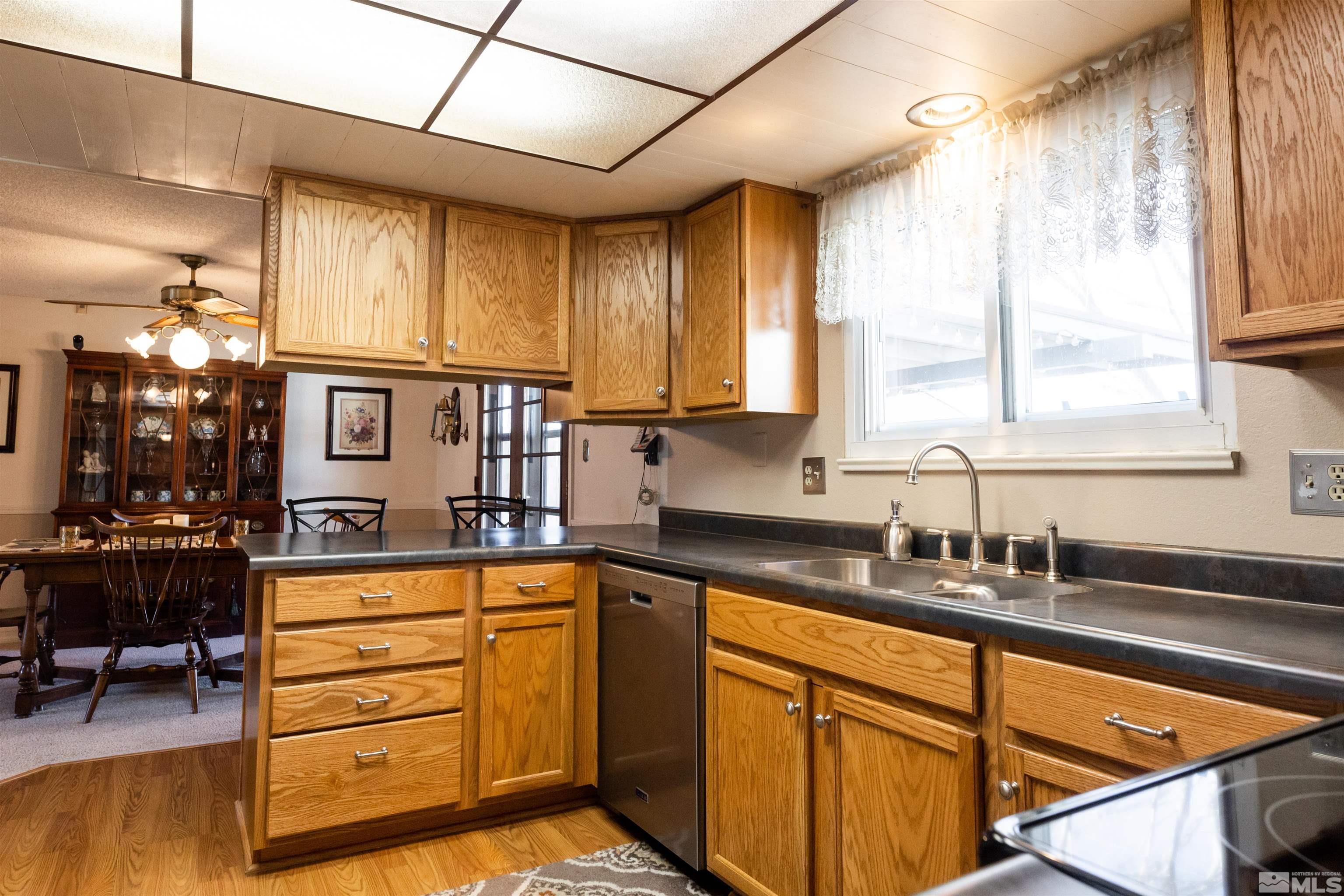 1245 Autumn Reno, NV 89511 - Photo 8 of 32 Photo 8