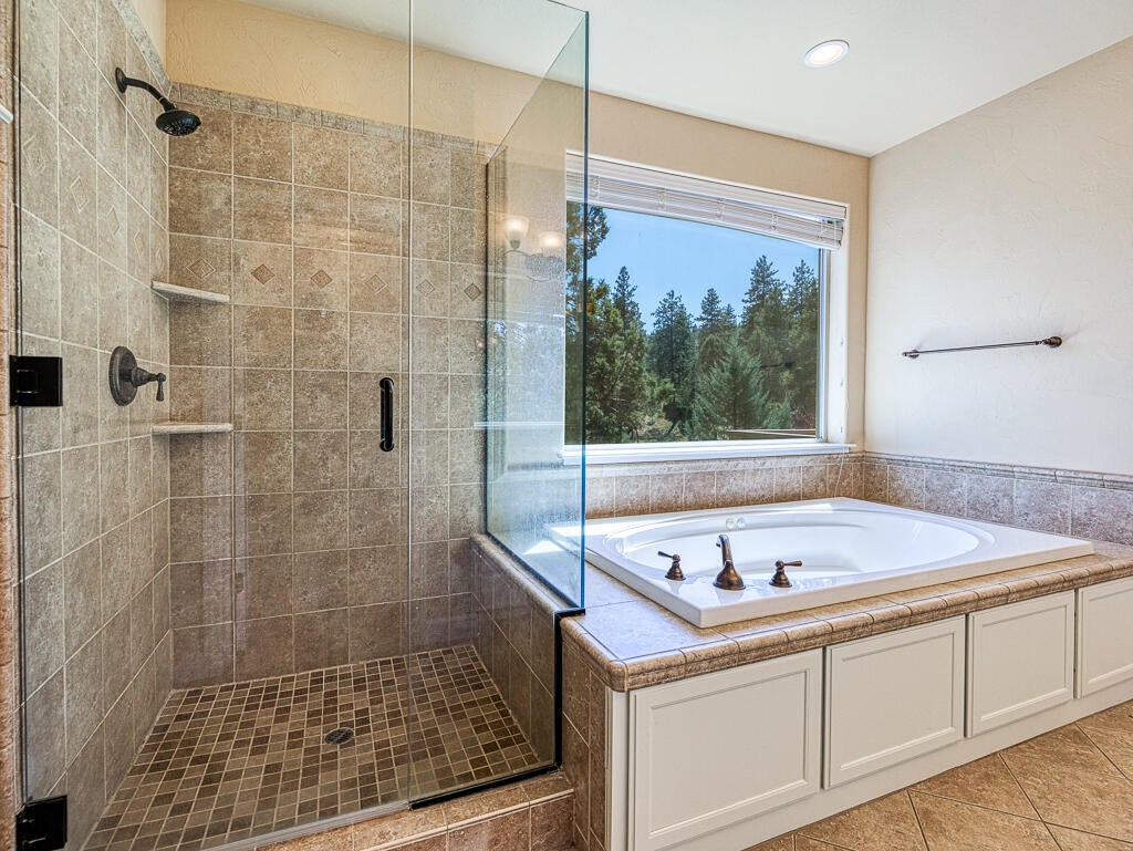 1096 Timber Ridge Loop Klamath Falls, OR 97601 - Photo 24 of 40 1096 Timber Ridge-24
