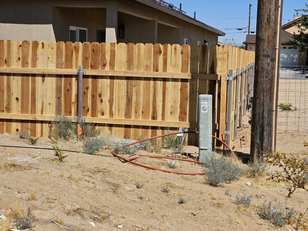1304 Porter Street Ridgecrest, CA 93555 - Photo 13 of 17