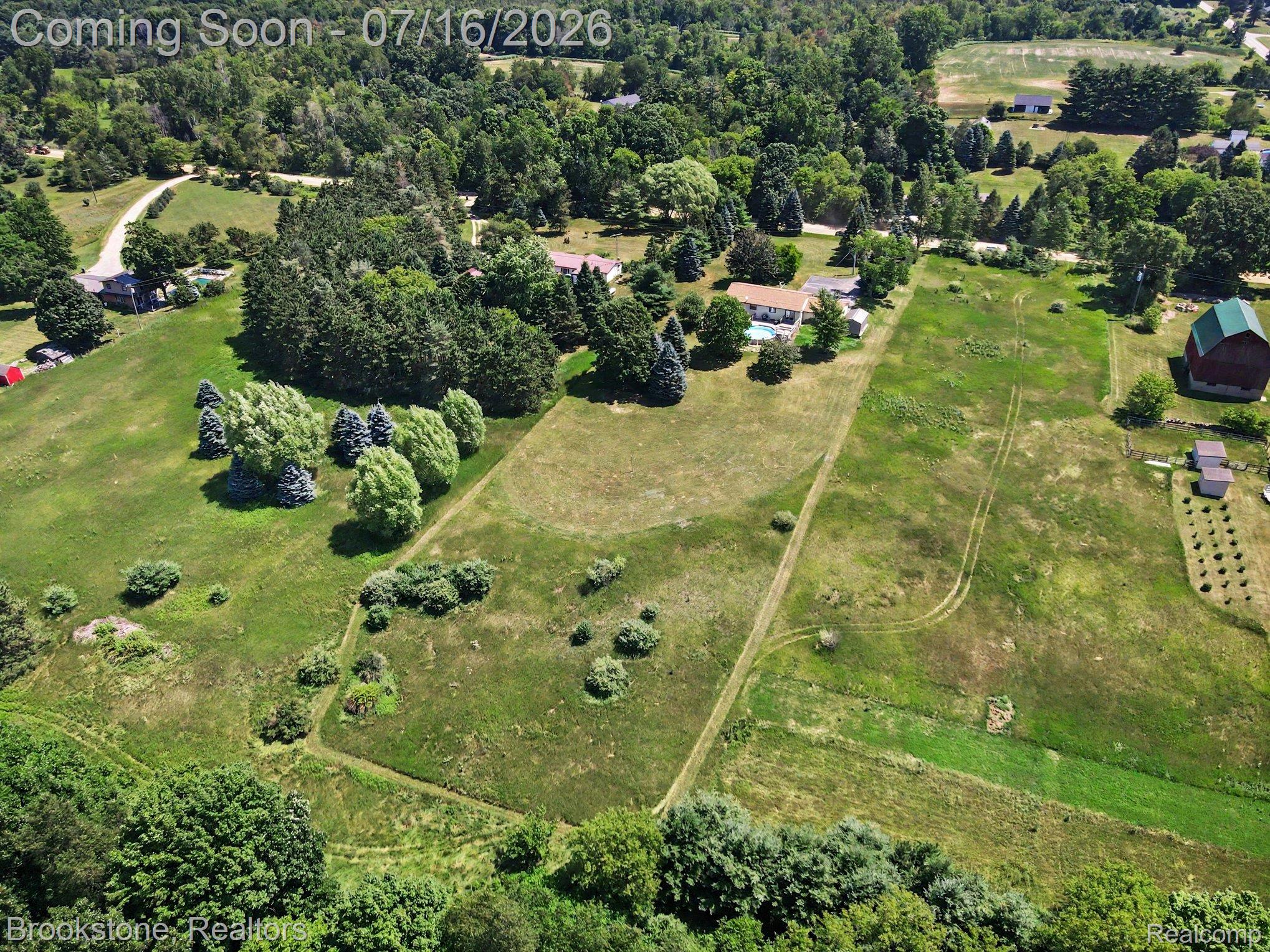 4555 Lonsberry Road Columbiaville, MI 48421 - Photo 23 of 29 003_file_3194.jpg
