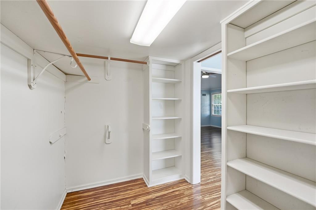 12724 Overbrook Road Leawood, KS 66209 - Photo 45 of 81 Gallery Image 45