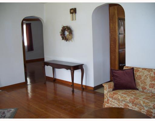 61 Fremont Road Charleroi, PA 15022 - Photo 2 of 9 Living Room.