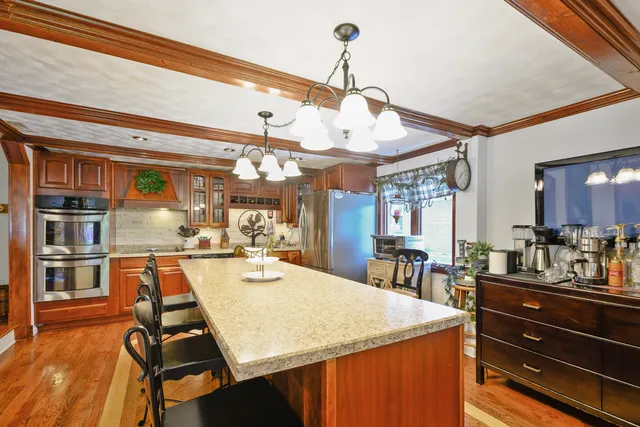 $649,999 | 9201 175th Street, Tinley Park, IL 60487