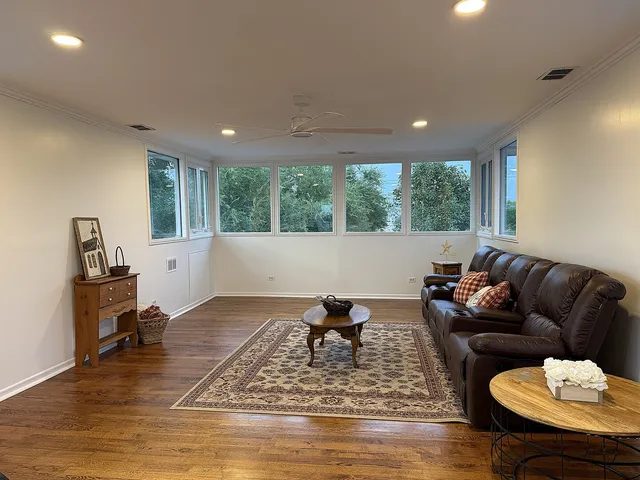 $649,999 | 9201 175th Street, Tinley Park, IL 60487