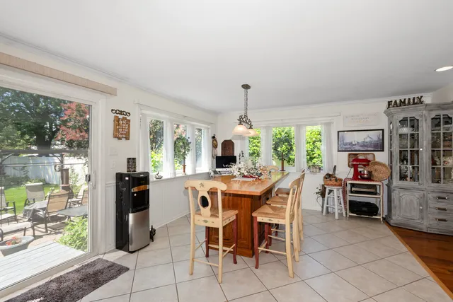 $649,999 | 9201 175th Street, Tinley Park, IL 60487