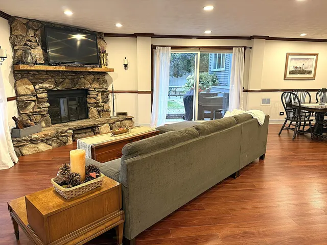 $649,999 | 9201 175th Street, Tinley Park, IL 60487