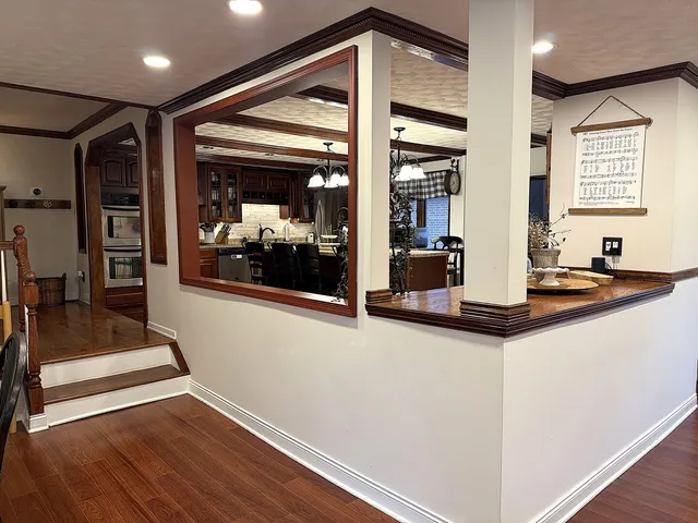 $649,999 | 9201 175th Street, Tinley Park, IL 60487