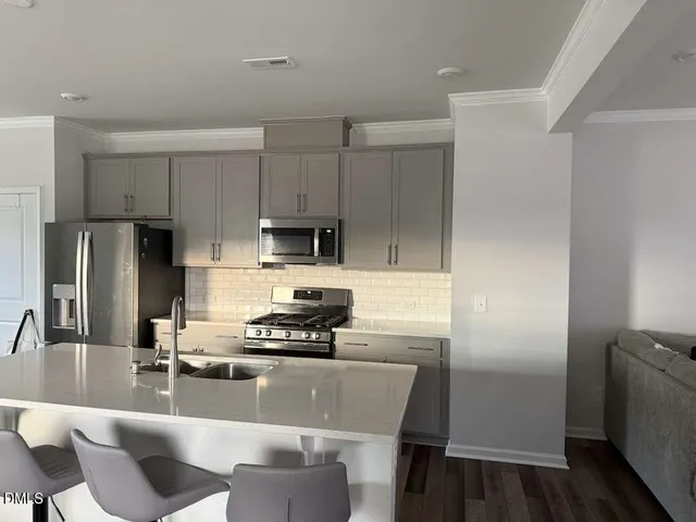 $2,300 | 203 Nahunta Drive, Apex, NC 27539