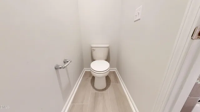 $2,300 | 203 Nahunta Drive, Apex, NC 27539