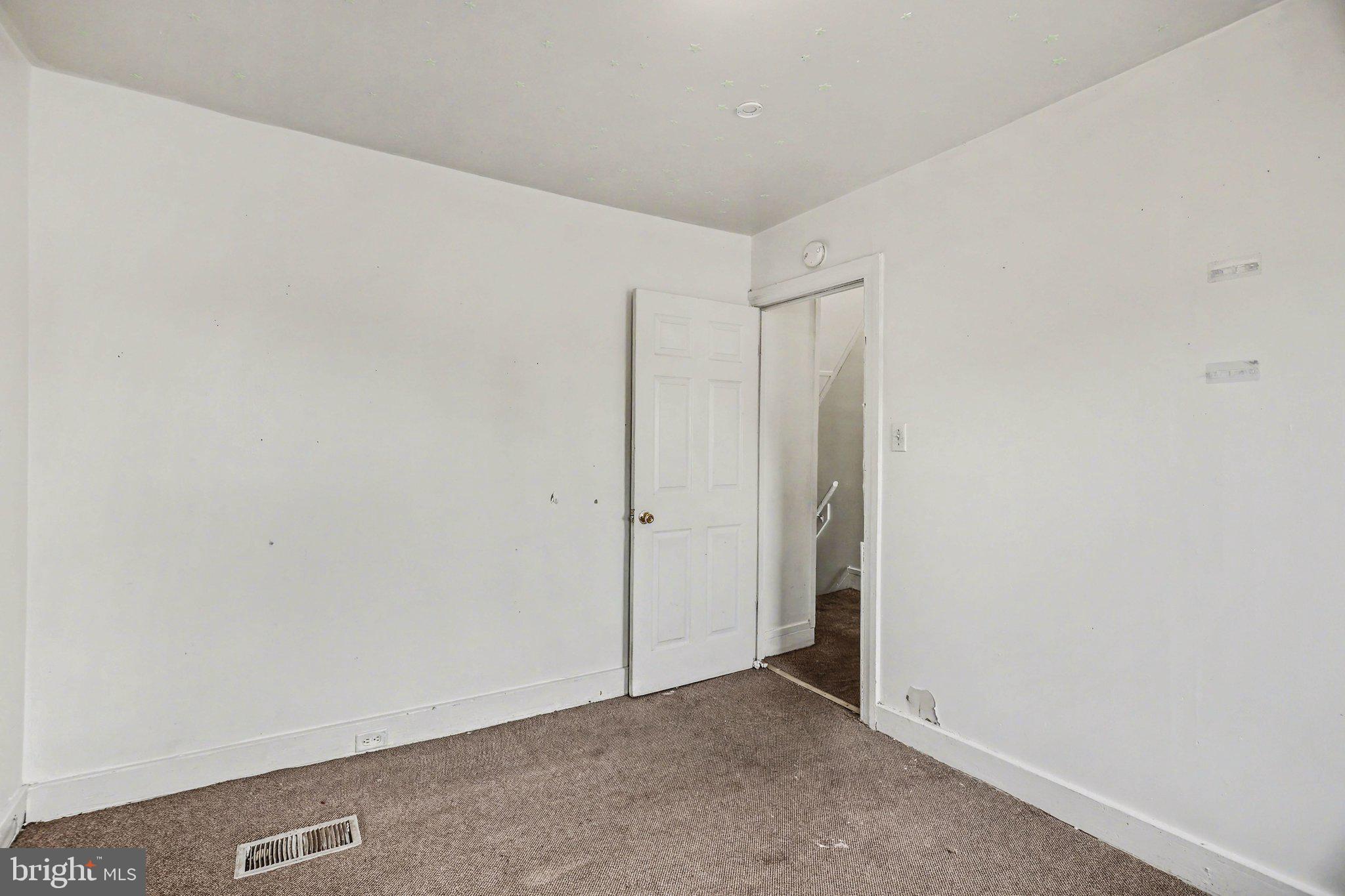 1269 East Philadelphia Street York, PA 17403 - Photo 11 of 18