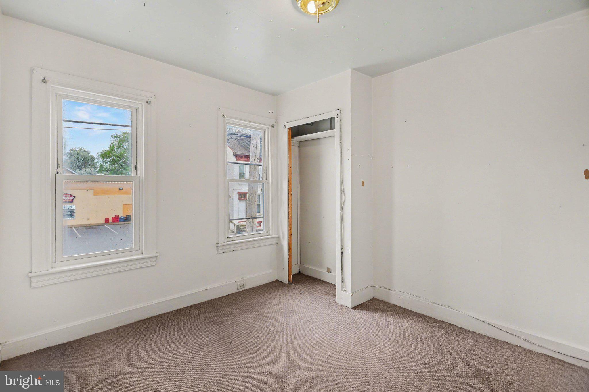 1269 East Philadelphia Street York, PA 17403 - Photo 10 of 18