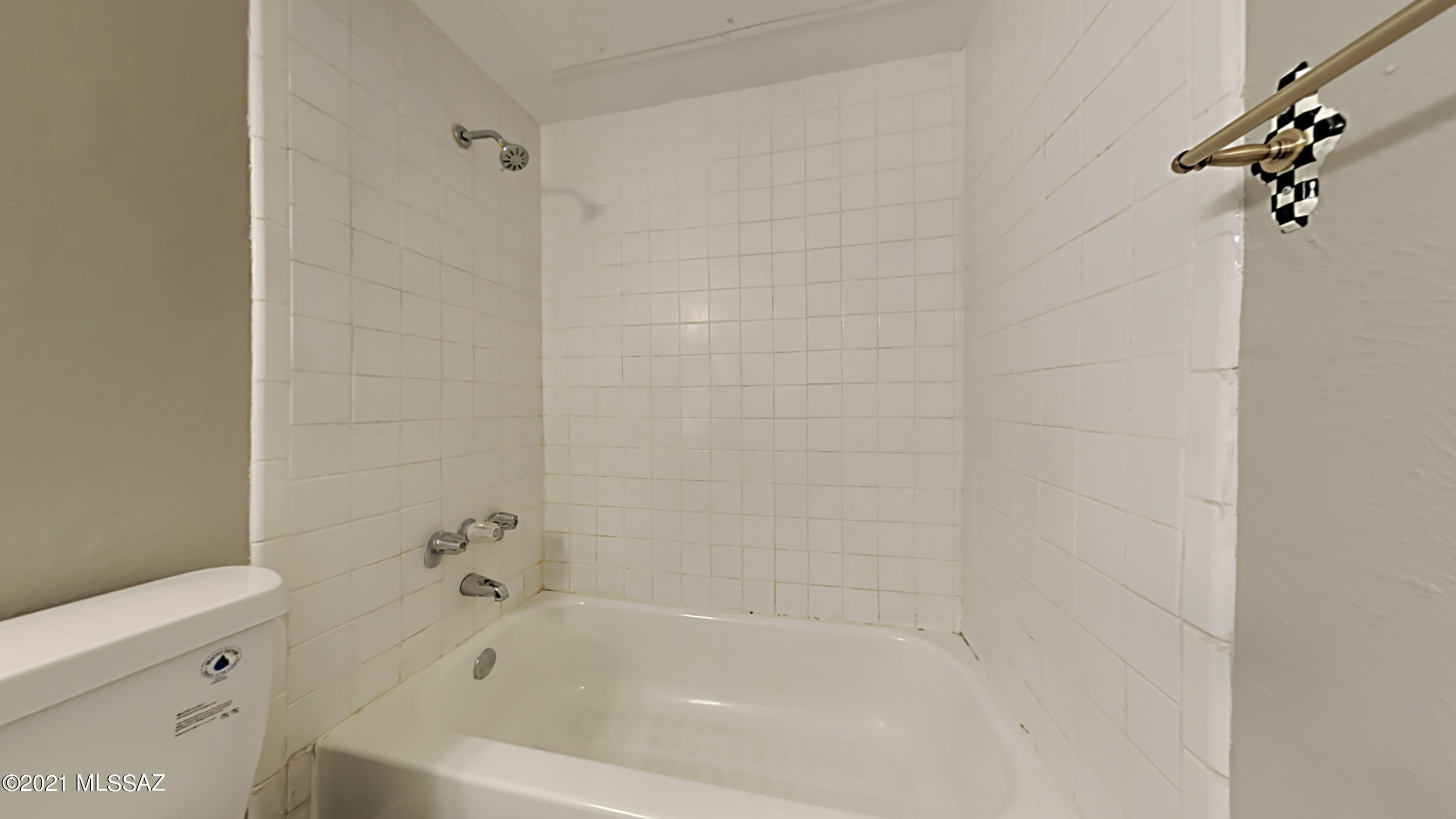 1600 North Wilmot Road Tucson, AZ 85712 - Photo 11 of 11
