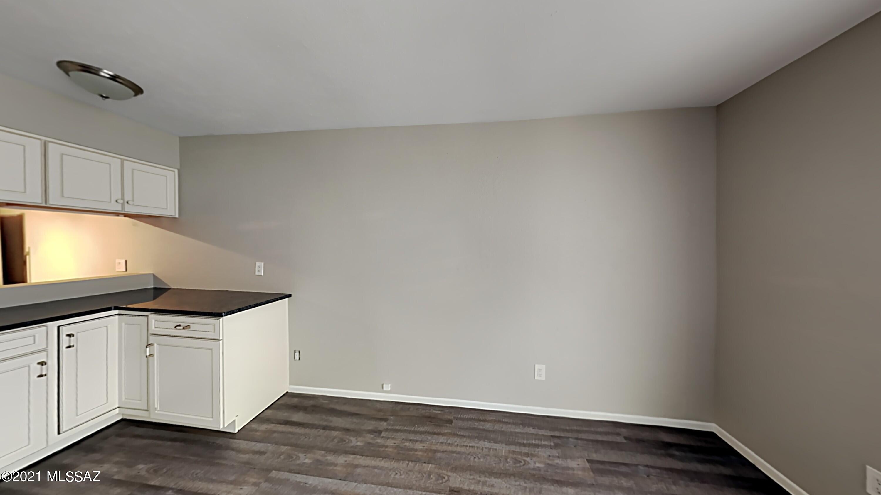 1600 North Wilmot Road Tucson, AZ 85712 - Photo 4 of 11