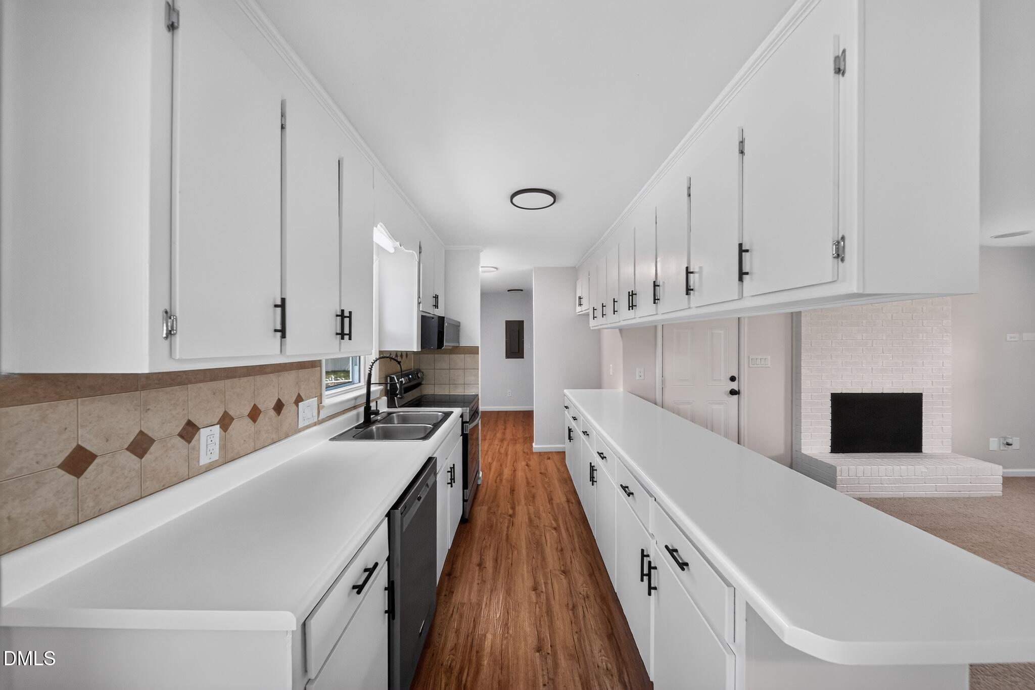 2043 Cooper Branch Road Clayton, NC 27520 - Photo 6 of 18 2043_Cooper_Branch_Rd-Kitchen-0440