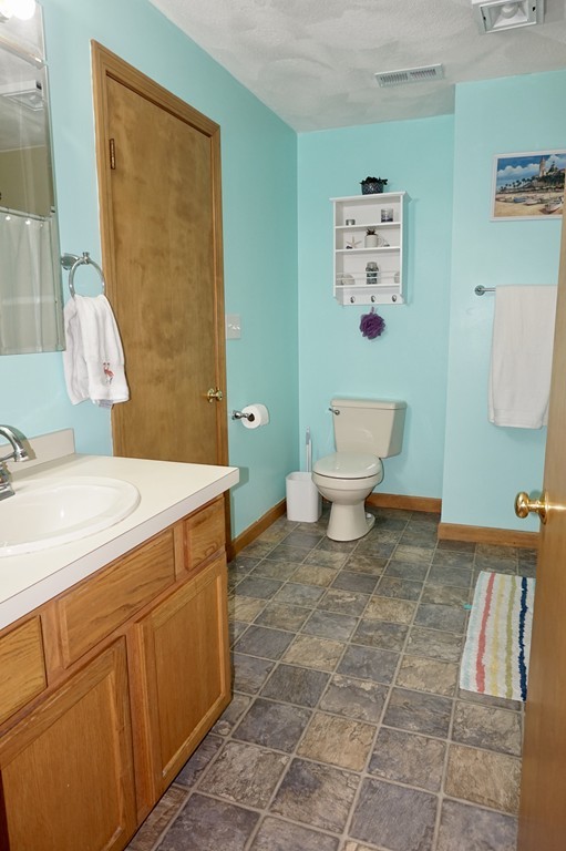 16 Milford Road, Unit 6 Grafton, MA 01560 - Photo 8 of 11 Gallery Image 8