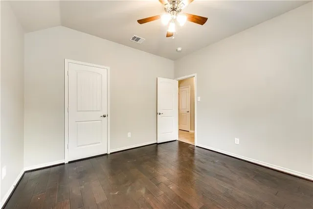 $2,400 | 10213 Canyon Lake, McKinney, TX 75072