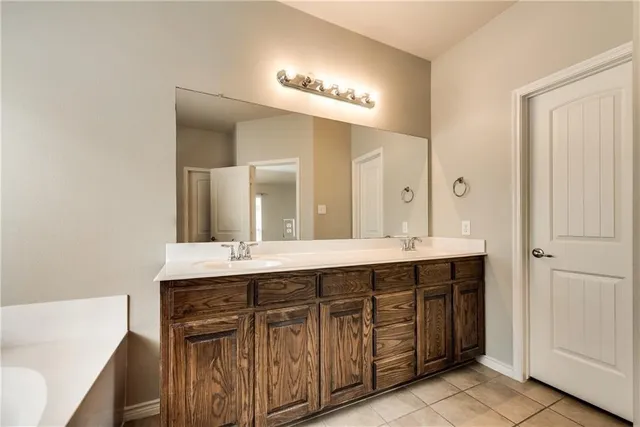 $2,400 | 10213 Canyon Lake, McKinney, TX 75072