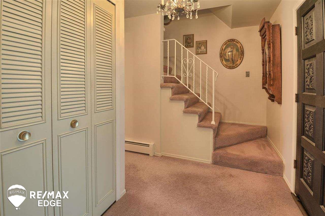 6318 East Potter Road Burton, MI 48509 - Photo 6 of 35 21425405-5.JPG