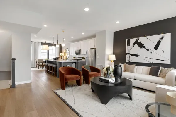 $627,480 | 849 South Mount Curve Boulevard, St. Paul, MN 55116