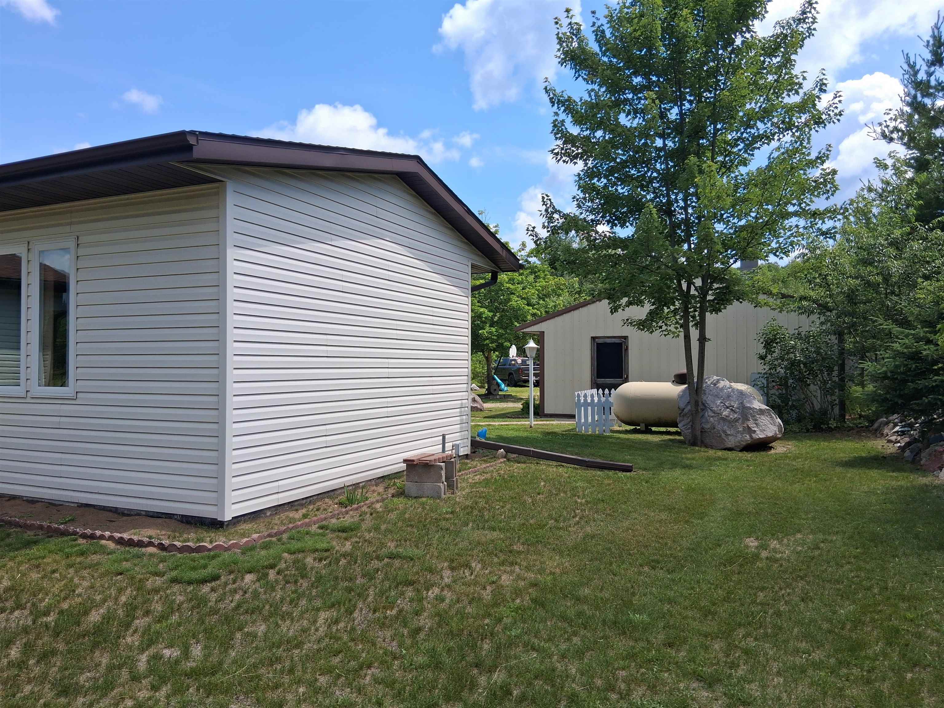 N13841 Mathis Road Athelstane, WI 54177 - Photo 8 of 32