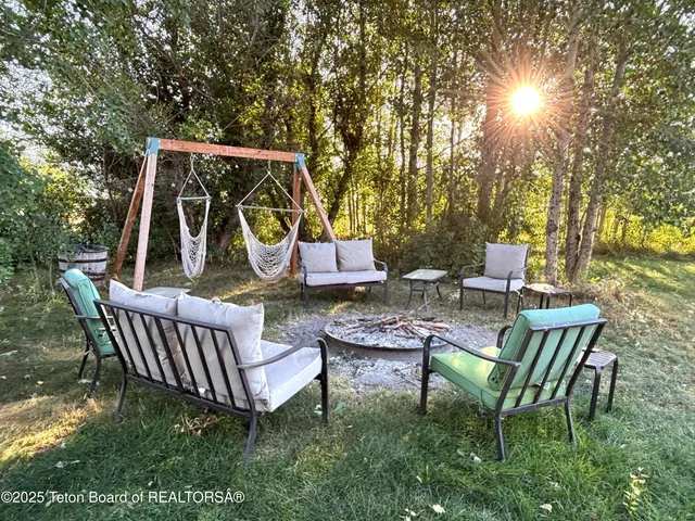 $950,000 | 367 Sunny Meadow Court, Afton, WY 83110